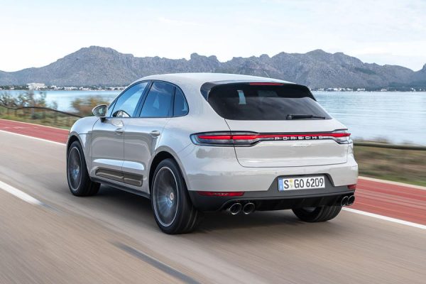 3-porsche-macan-s-2019-fd-hero-rear-195c