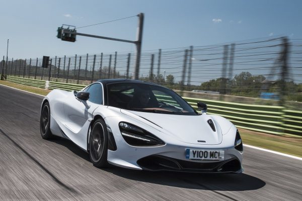 McLaren-720S-2018-1600-16