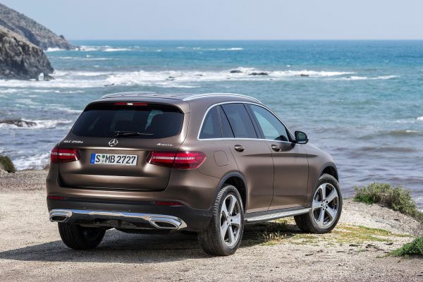 Mercedes-GLC_00010