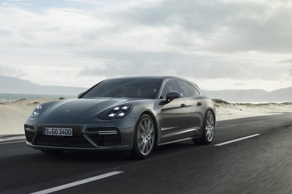 Porsche-panamera-sport-turismo-produccion-dm-3