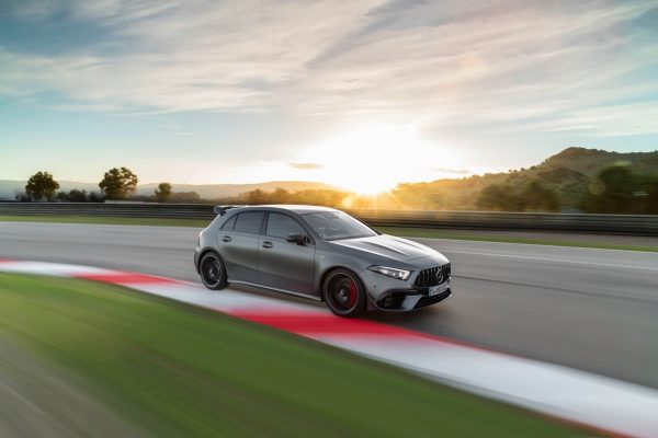 mercedes-amg-a-cla-45-2019-0619-009